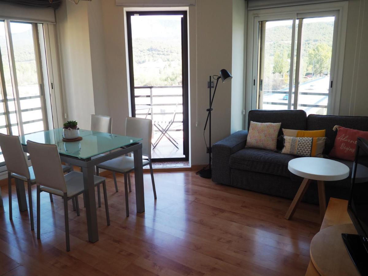 Apartamento Ainsa Pirineo Bagian luar foto